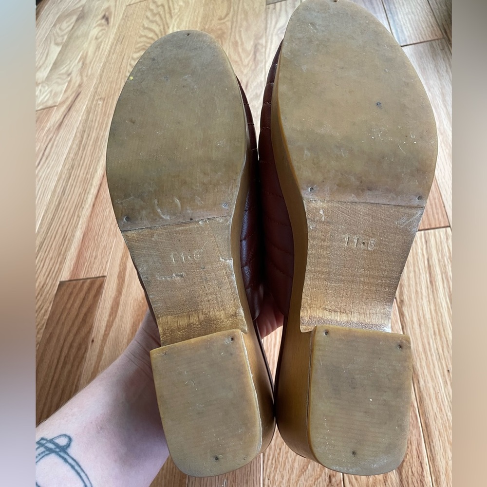 Beklina Brown Quilted Leather Clogs, size 11 - Picture 5 of 6
